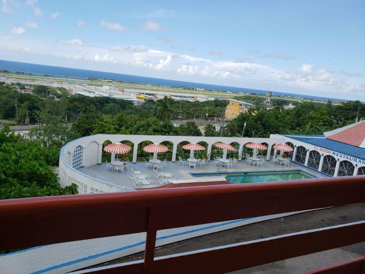 Montego Hotel Montego Bay Kültér fotó